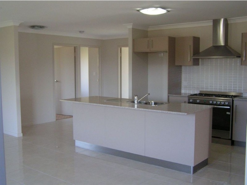 8 Whistler Avenue, Yeppoon QLD 4703