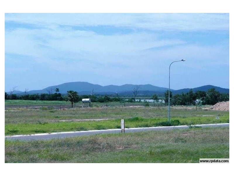 10 Timbers Beach Road, Zilzie QLD 4710