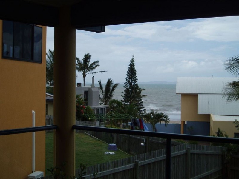 10 Ray Street, Cooee Bay QLD 4703