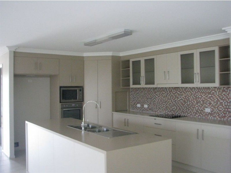 43 Dune Circuit, Yeppoon QLD 4703