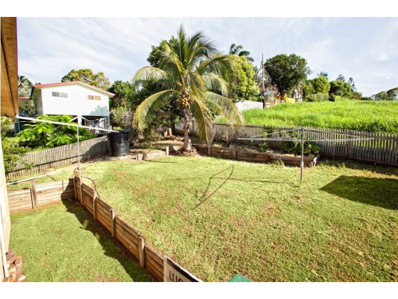 2 Shaw Avenue, Yeppoon QLD 4703