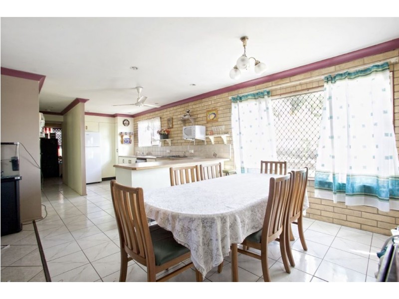 2 Shaw Avenue, Yeppoon QLD 4703