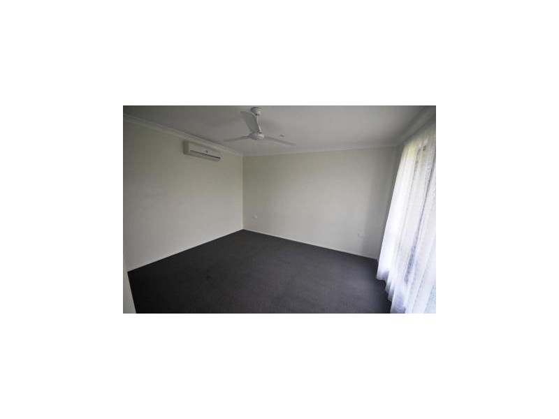 1/64 Connor, Emu Park QLD 4710