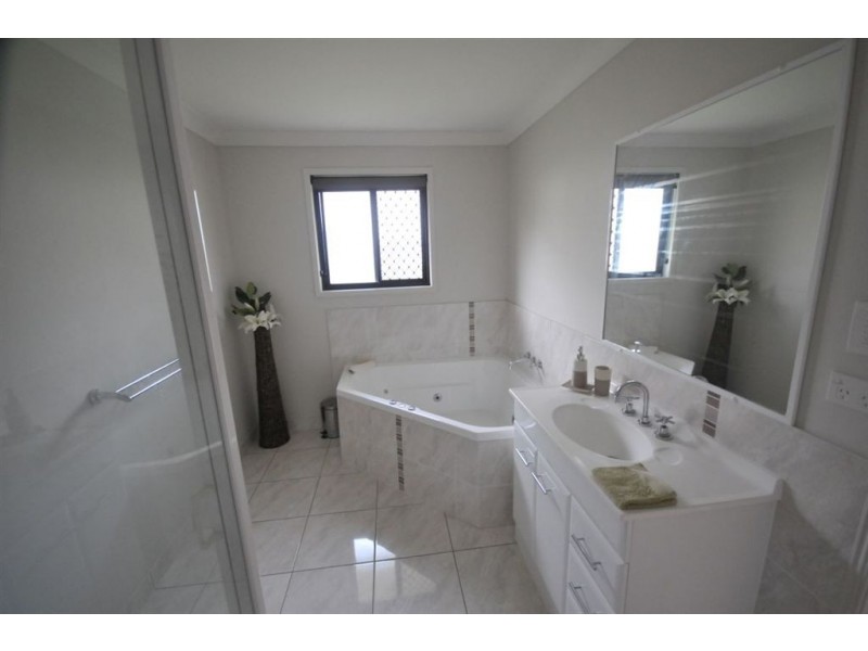 10 Parkview Drive, Yeppoon QLD 4703