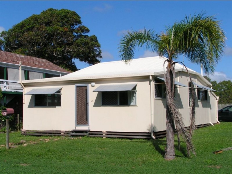 42 Morris Street, Yeppoon QLD 4703