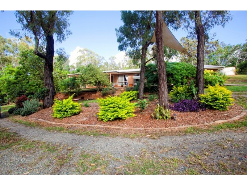 554 Coorooman Creek Road, Cawarral QLD 4702