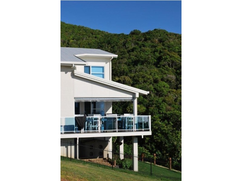 16 Gus Moore Street, Yeppoon QLD 4703