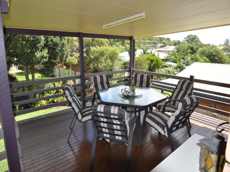 16 Hellas Street, Yeppoon QLD 4703