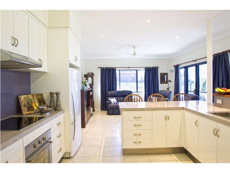 8 Pfaff Street, Yeppoon QLD 4703