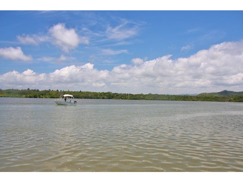 22 Lakeview Crescent, Mulambin QLD 4703