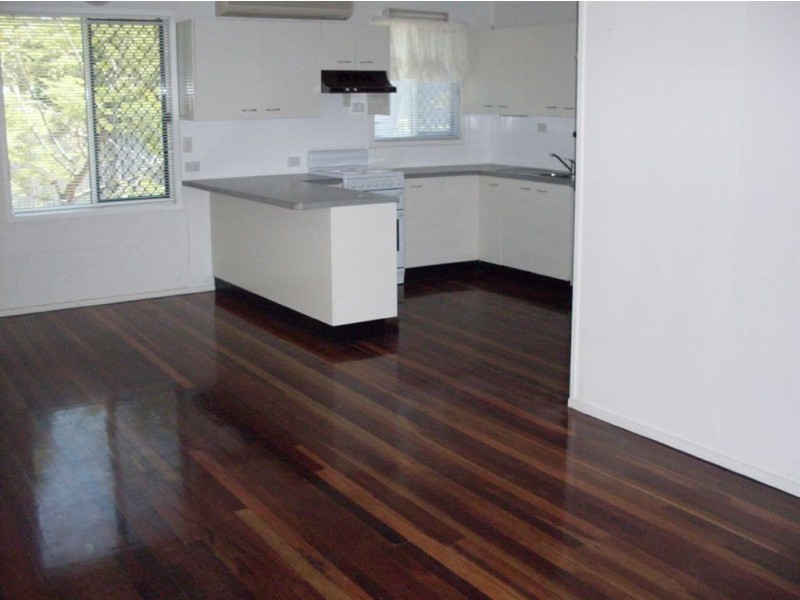 57 Fountain St, Emu Park QLD 4710