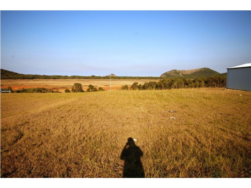 15 Peninsula Place, Yeppoon QLD 4703