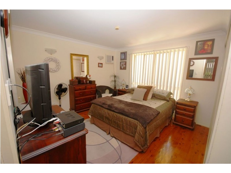 5 Crayke Court, Pacific Heights QLD 4703