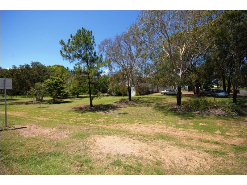 73 Scenic Highway, Cooee Bay QLD 4703