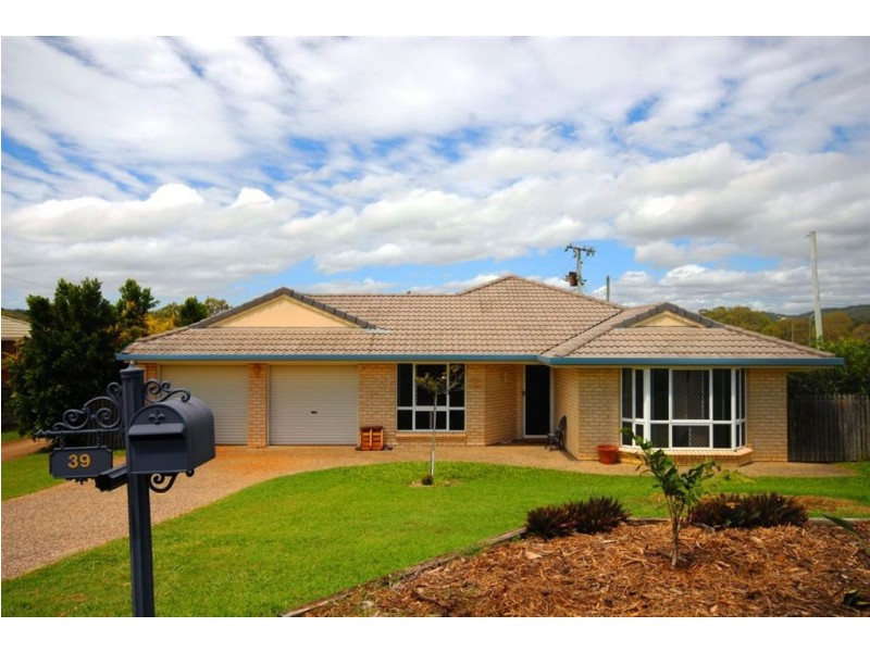 39 Rodney Street, Yeppoon QLD 4703