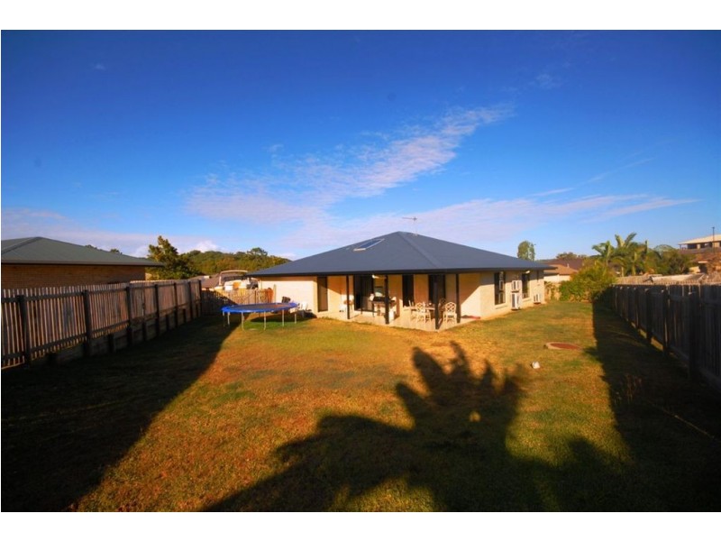 7 Downs Field Place, Taroomball QLD 4703