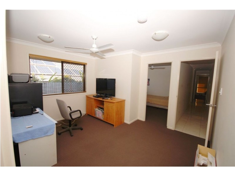 7 Downs Field Place, Taroomball QLD 4703