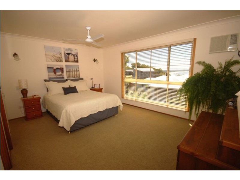 21 Banksia Pl, Taranganba QLD 4703