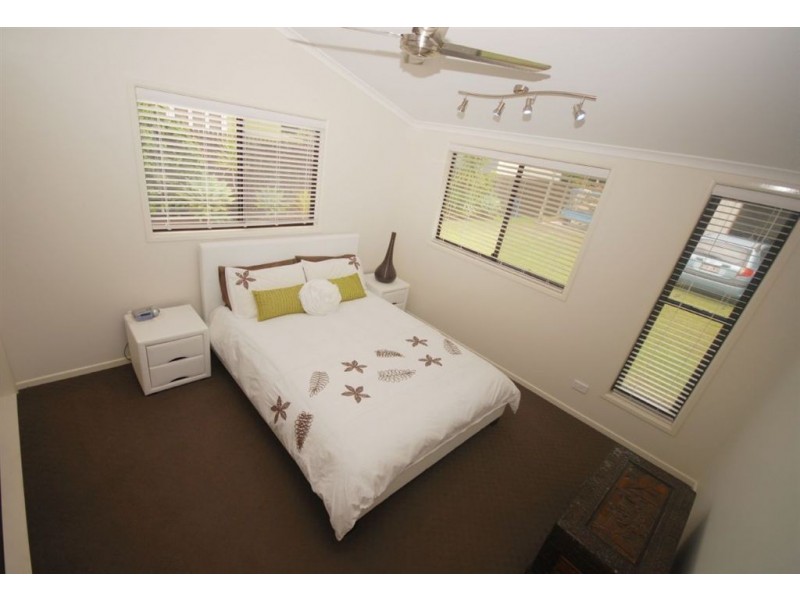 332 Scenic Highway, Rosslyn QLD 4703