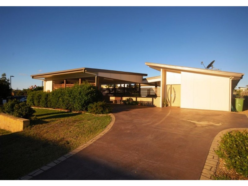 1 Hillside Court, Zilzie QLD 4710