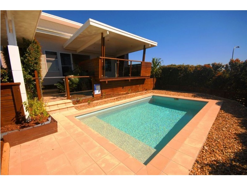 2 Hideaway Road, Zilzie QLD 4710