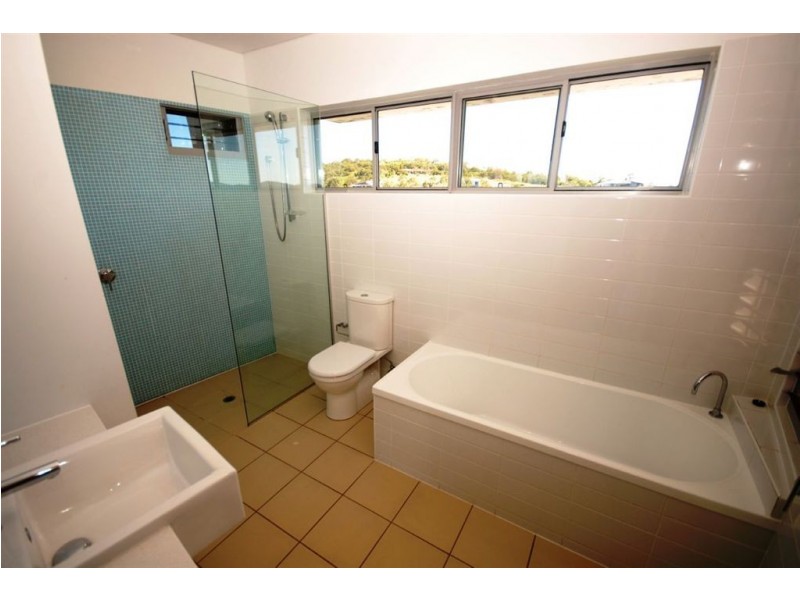 2 Hideaway Road, Zilzie QLD 4710