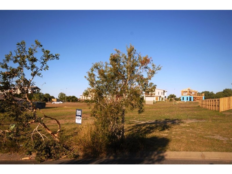 5 Hillside Court, Zilzie QLD 4710