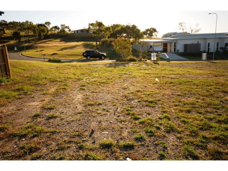 5 Hillside Court, Zilzie QLD 4710