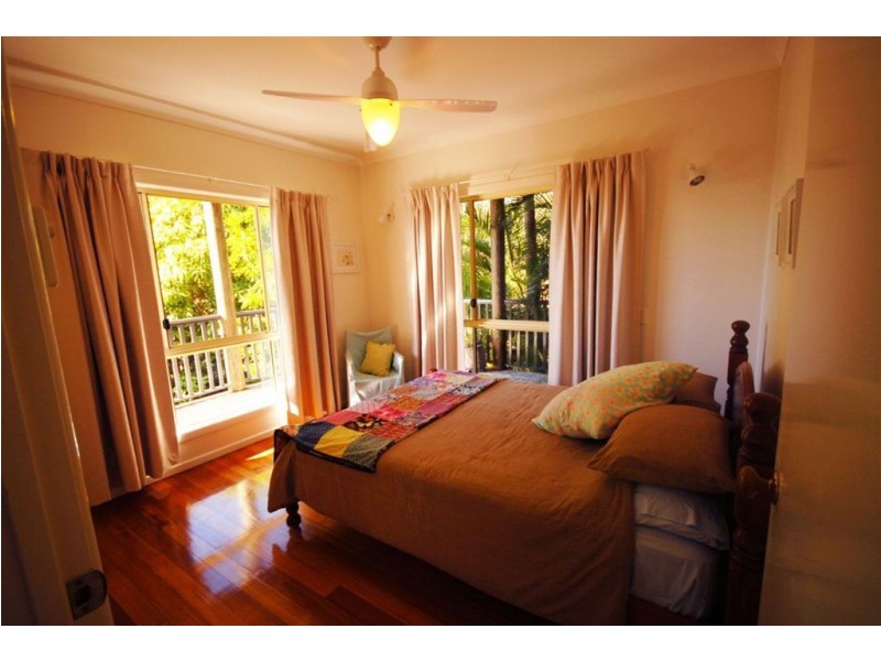 187 Matthew Flinders Drive, Cooee Bay QLD 4703