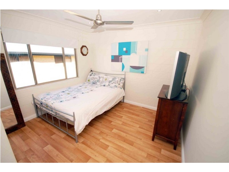 9 Claude Street, Zilzie QLD 4710