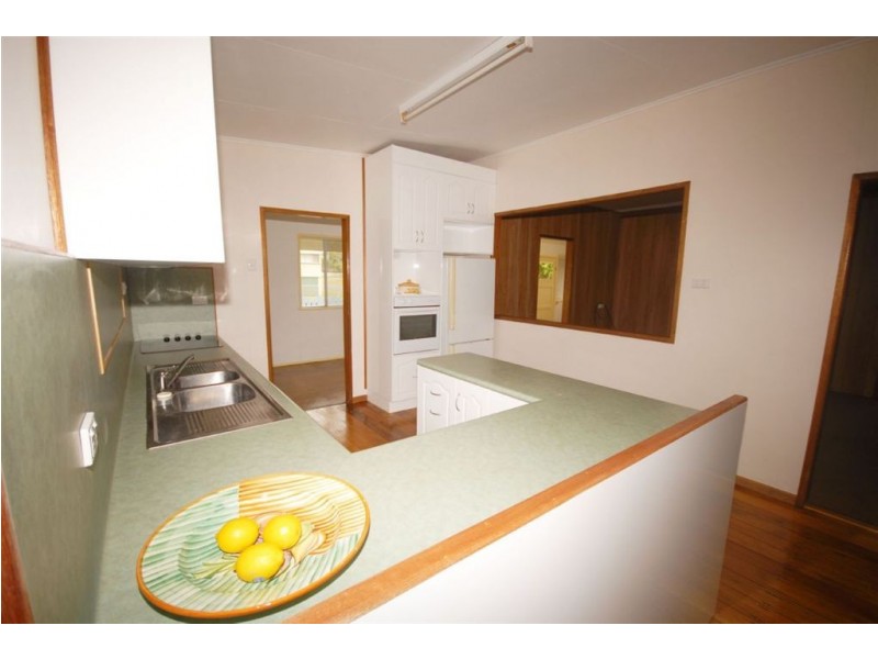 16 Morris Street, Yeppoon QLD 4703