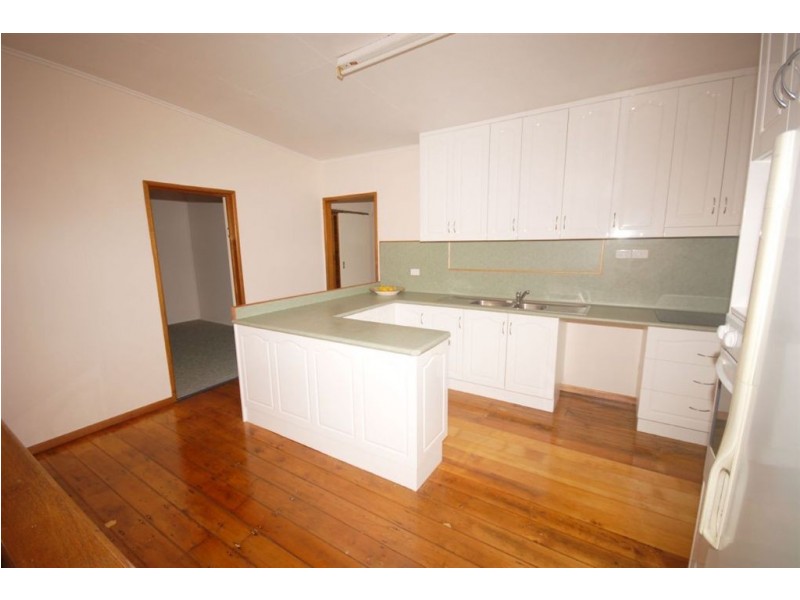 16 Morris Street, Yeppoon QLD 4703