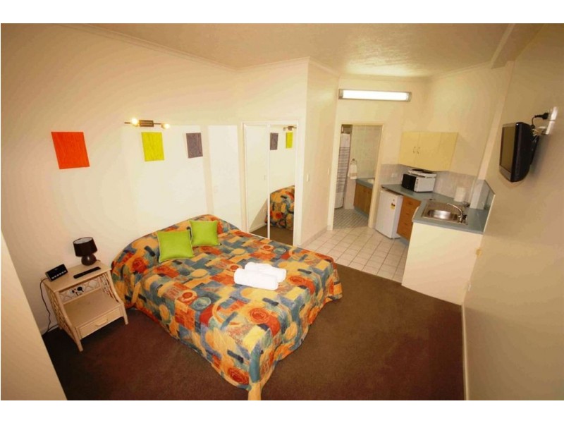 24 – 48 Vin E Jones Memorial Drive, Rosslyn QLD 4703