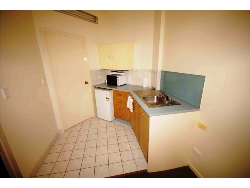 24 – 48 Vin E Jones Memorial Drive, Rosslyn QLD 4703