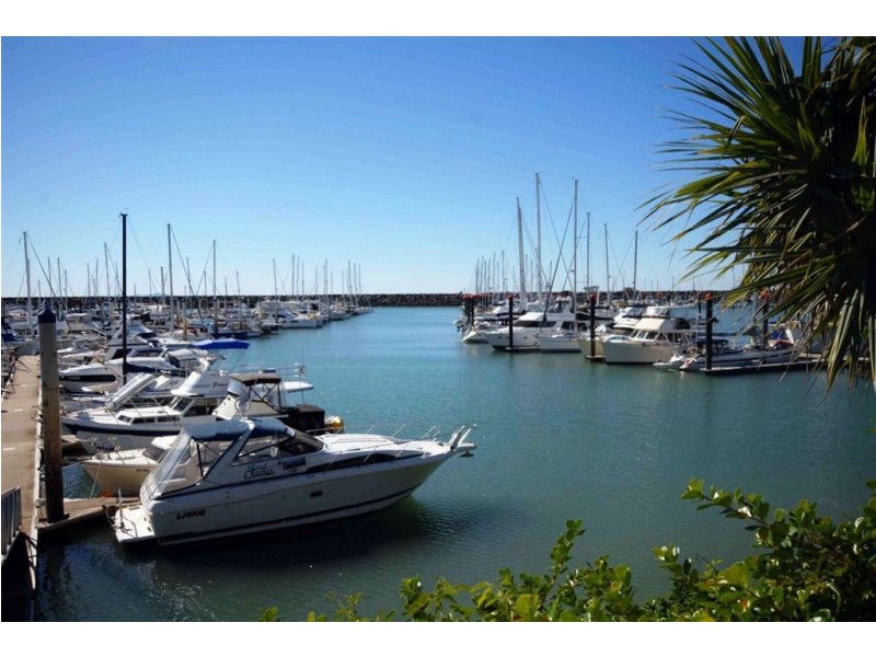 24 – 48 Vin E Jones Memorial Drive, Rosslyn QLD 4703