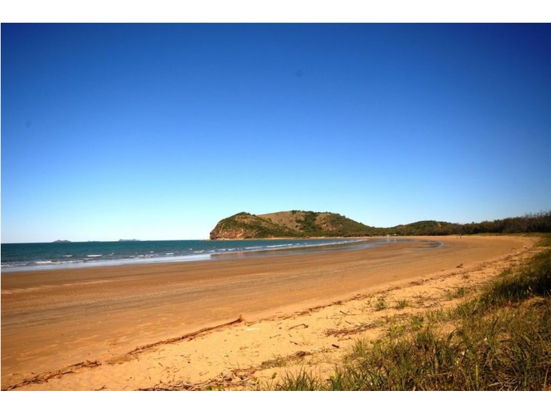 24 – 48 Vin E Jones Memorial Drive, Rosslyn QLD 4703