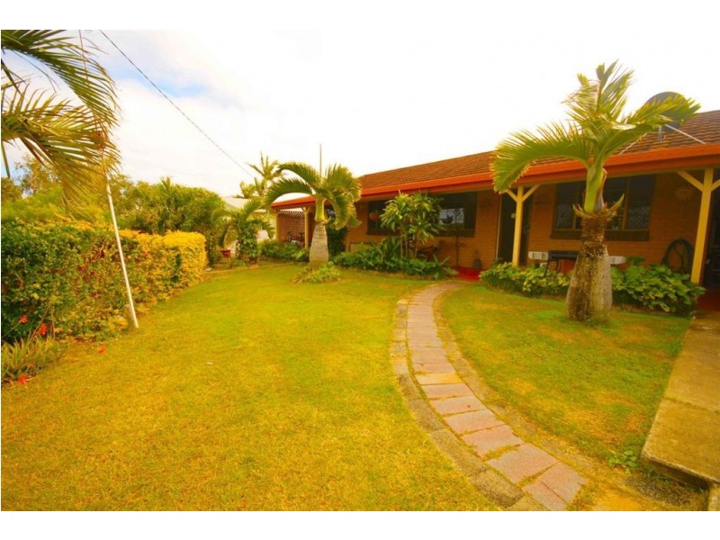 17 Connor Street, Emu Park QLD 4710