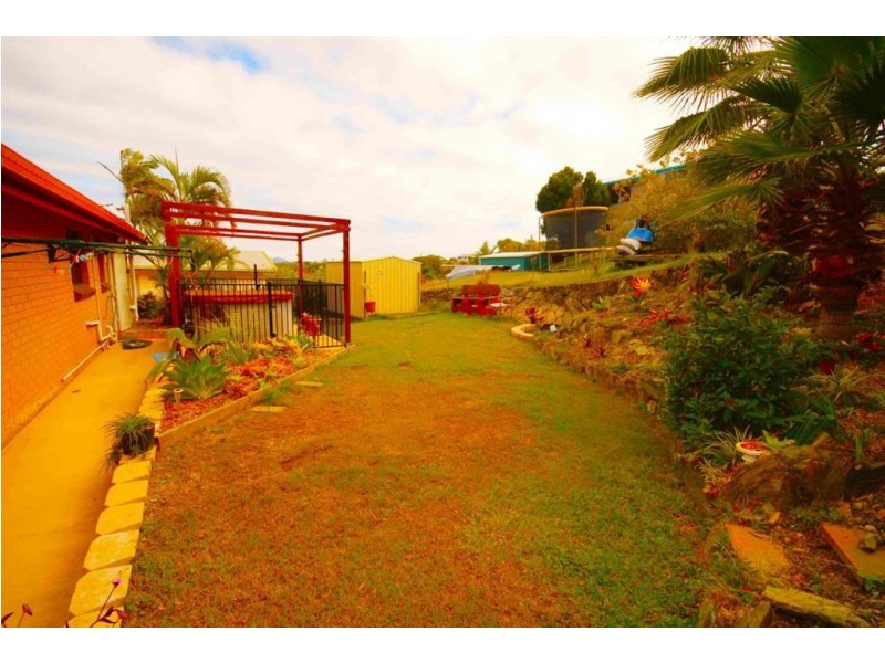 17 Connor Street, Emu Park QLD 4710