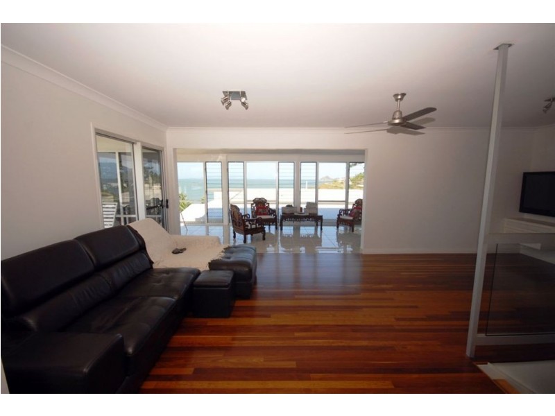 4 Ocean Parade, Yeppoon QLD 4703