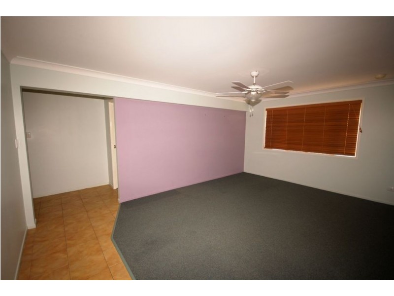 16 Hellas Street, Barlows Hill QLD 4703