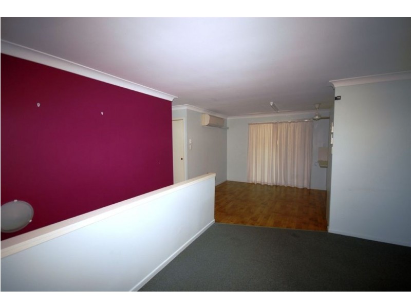 16 Hellas Street, Barlows Hill QLD 4703