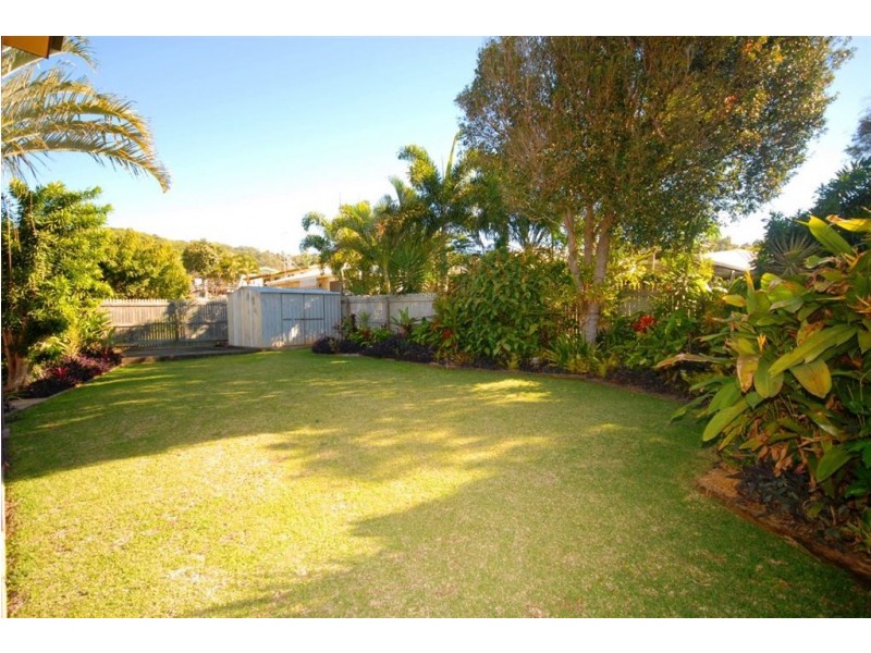 16 Hellas Street, Barlows Hill QLD 4703