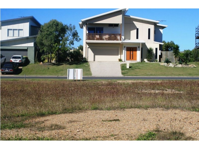 36 Cocoanut Point Drive, Zilzie QLD 4710