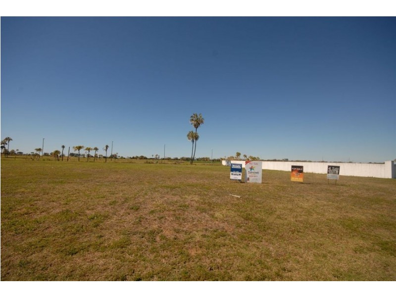 97 Monaco Drive, Zilzie QLD 4710