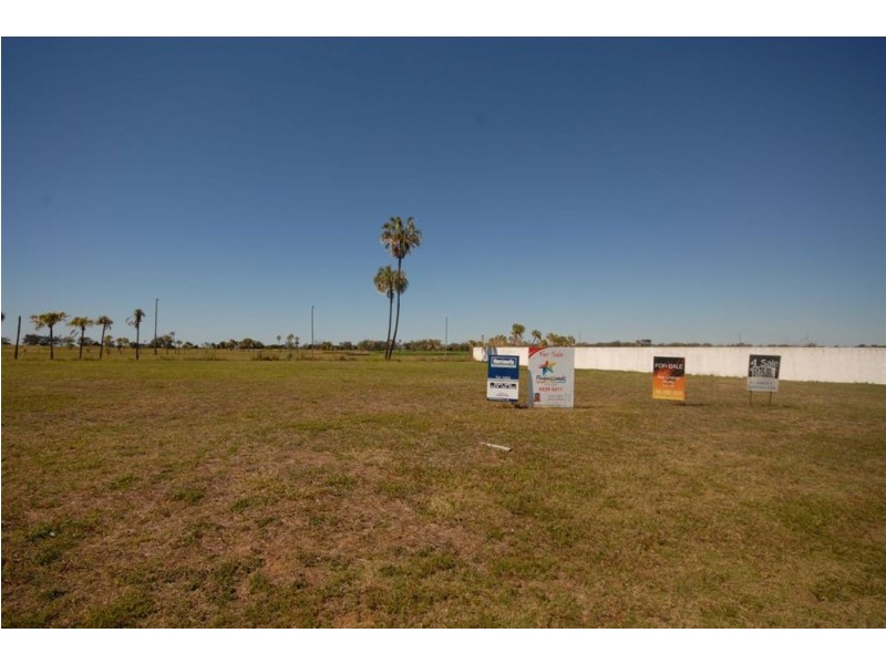 97 Monaco Drive, Zilzie QLD 4710