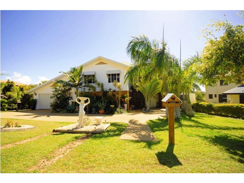 24 Coleman Crescent, Pacific Heights QLD 4703