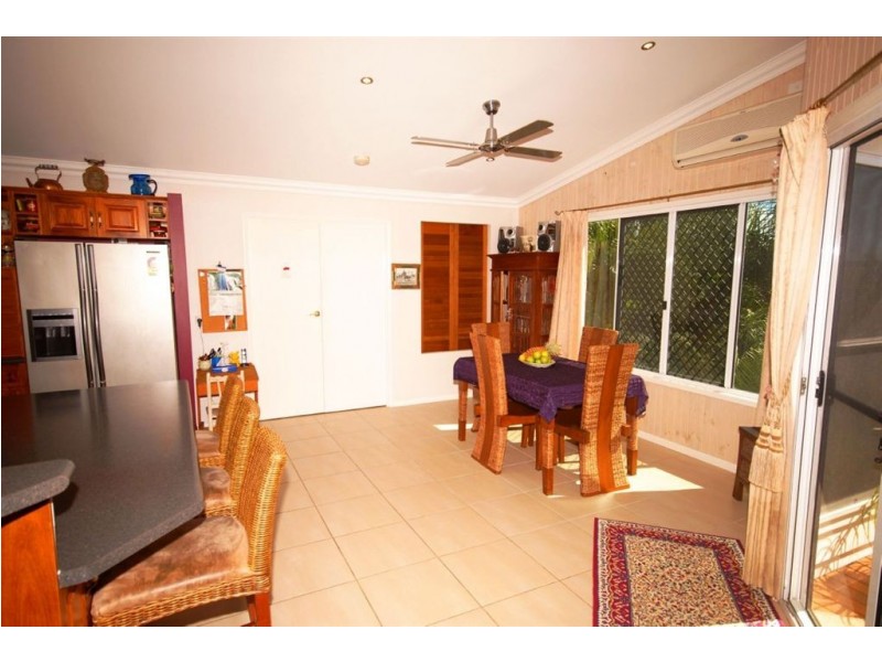 24 Coleman Crescent, Pacific Heights QLD 4703