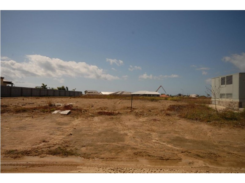 63 Amalfi Drive, Zilzie QLD 4710