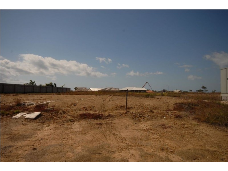 63 Amalfi Drive, Zilzie QLD 4710