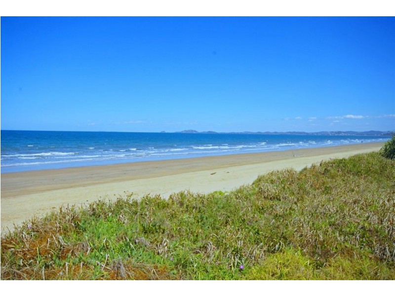 19 Kiama Avenue, Bangalee QLD 4703
